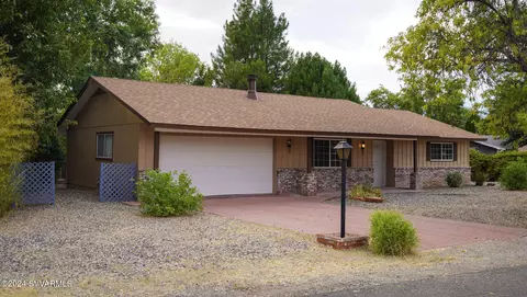 4599 N Fairway Dr, Rimrock, AZ 86335