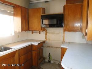 447 S Barkley St, Mesa, AZ 85204 photo 4