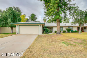 4915 E Lake Point Cir, Phoenix, AZ 85044 photo 1