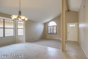 5207 E Half Moon Dr, Phoenix, AZ 85044 photo 6