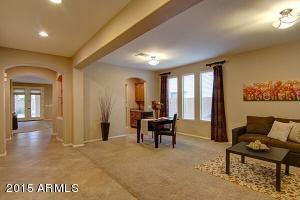 2468 E Parkview Dr, Gilbert, AZ 85295 photo 2