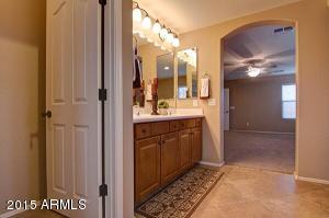 2468 E Parkview Dr, Gilbert, AZ 85295 photo 20