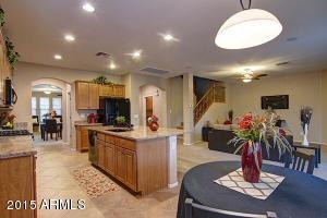 2468 E Parkview Dr, Gilbert, AZ 85295 photo 8