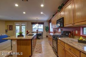2468 E Parkview Dr, Gilbert, AZ 85295 photo 9