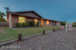 228 E Helena Dr, Phoenix, AZ 85022 photo 2