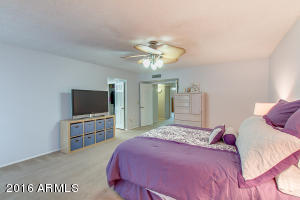 228 E Helena Dr, Phoenix, AZ 85022 photo 18