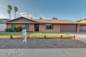 228 E Helena Dr, Phoenix, AZ 85022 photo 3