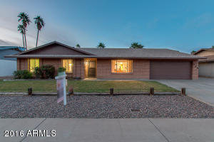 228 E Helena Dr, Phoenix, AZ 85022 photo 1