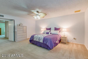 228 E Helena Dr, Phoenix, AZ 85022 photo 17