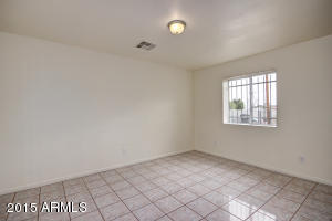 724 E Desert Dr N, Phoenix, AZ 85042 photo 8