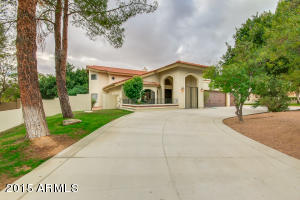 3549 E Modoc Ct, Phoenix, AZ 85044 photo 8