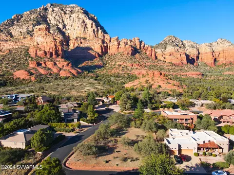 950 Rodeo Rd, Sedona, AZ 86336