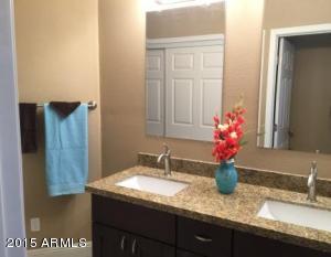 6847 N 10th Pl, Phoenix, AZ 85014 photo 11
