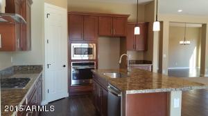 2173 E Lindrick Dr, Gilbert, AZ 85298 photo 3