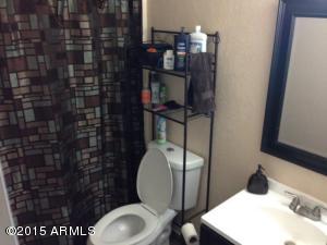 1046 E Highland Ave, Phoenix, AZ 85014 photo 3
