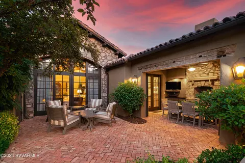 17 Maroon Mountain Dr #D5, Sedona, AZ 86336