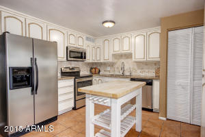 3752 E Captain Dreyfus Ave, Phoenix, AZ 85032 photo 3