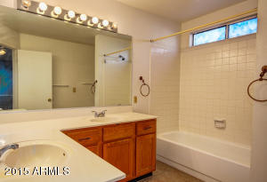 4031 E Morrow Dr, Phoenix, AZ 85050 photo 6