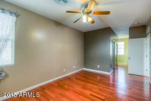 5326 W Odeum Ln, Phoenix, AZ 85043 photo 16