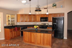 2702 S Elm St, Gilbert, AZ 85295 photo 4