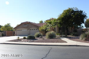 2702 S Elm St, Gilbert, AZ 85295 photo 2