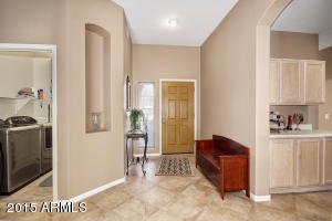 223 E Smoke Tree Rd, Gilbert, AZ 85296 photo 5
