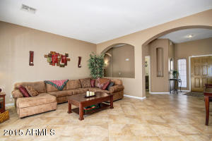 223 E Smoke Tree Rd, Gilbert, AZ 85296 photo 9