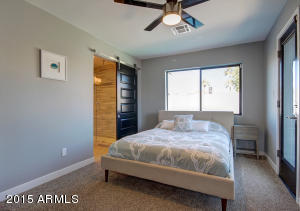 1218 E Clarendon Ave, Phoenix, AZ 85014 photo 4