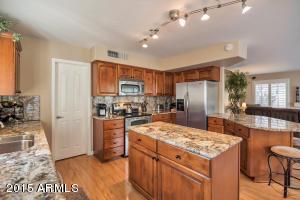 2062 E Appaloosa Rd, Gilbert, AZ 85296 photo 3