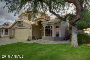 1476 E Comstock Dr, Gilbert, AZ 85296 photo 1