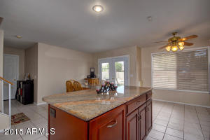 1476 E Comstock Dr, Gilbert, AZ 85296 photo 9
