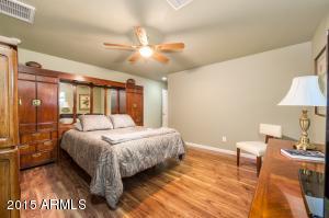 5401 E Pinchot Ave, Phoenix, AZ 85018 photo 7