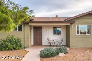 5401 E Pinchot Ave, Phoenix, AZ 85018 photo 2