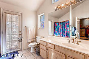 4549 E Rock Wren Rd, Phoenix, AZ 85044 photo 7