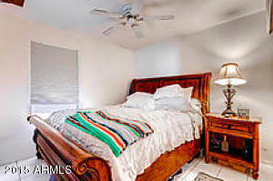 4549 E Rock Wren Rd, Phoenix, AZ 85044 photo 9