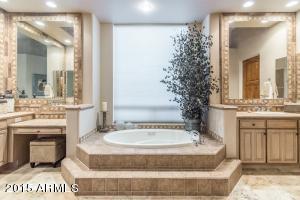 4564 E Collinwood Dr, Gilbert, AZ 85298 photo 16