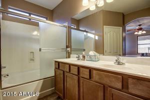 2667 E Canyon Creek Dr, Gilbert, AZ 85295 photo 16