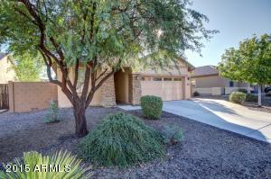 2667 E Canyon Creek Dr, Gilbert, AZ 85295 photo 2