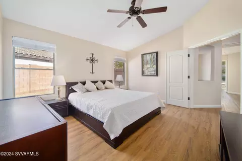 3408 W Patrick Ln, Phoenix, AZ 85027 photo 9
