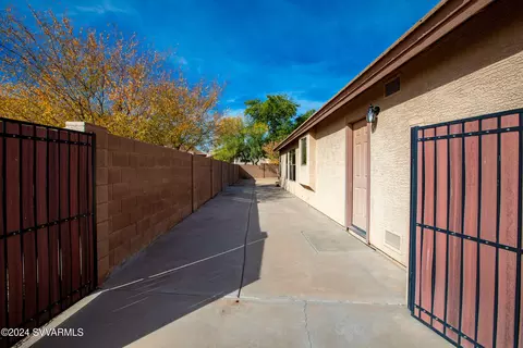 3408 W Patrick Ln, Phoenix, AZ 85027 photo 29