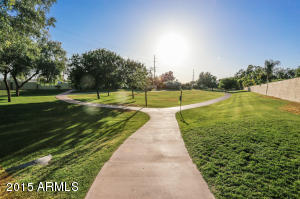 4152 N 49th Way, Phoenix, AZ 85018 photo 27