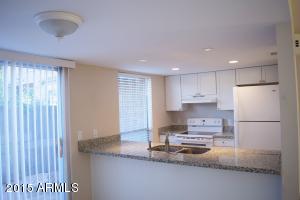 260 E Betty Elyse Ln, Phoenix, AZ 85022 photo 3