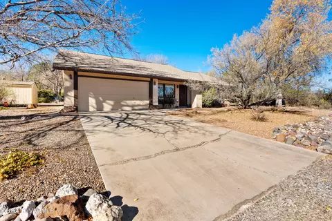 1402 Paradise Dr, Cottonwood, AZ 86326