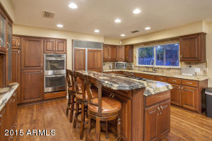 2010 E Caroline Ln, Tempe, AZ 85284 photo 7