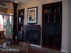 3815 E Crest Ln, Phoenix, AZ 85050 photo 5