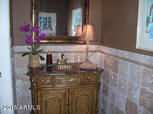 3815 E Crest Ln, Phoenix, AZ 85050 photo 13
