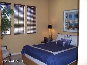3815 E Crest Ln, Phoenix, AZ 85050 photo 12