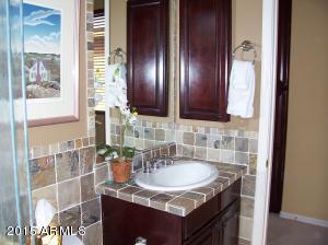 3815 E Crest Ln, Phoenix, AZ 85050 photo 11