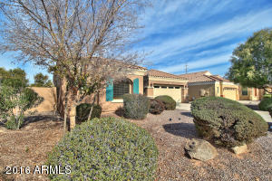 1432 E Strawberry Dr, Gilbert, AZ 85298 photo 2