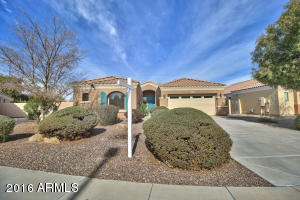 1432 E Strawberry Dr, Gilbert, AZ 85298 photo 1